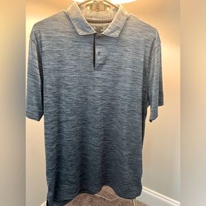 Men’s Oakley Hydrolux gray polo.